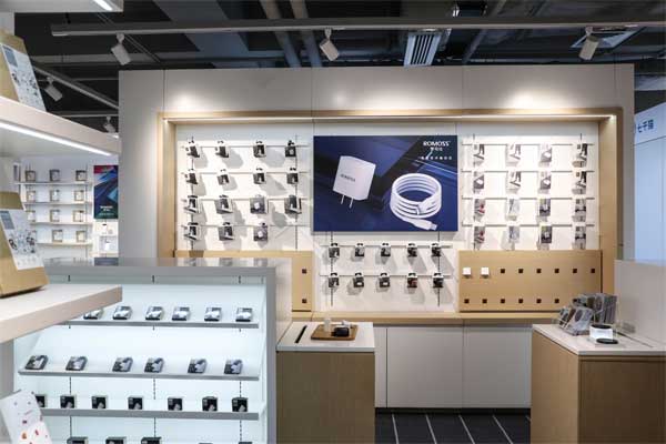 wall shelves for retail stores
